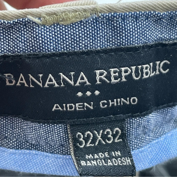 Banana Republic Mens Size 32 x 32 Aiden Chino pants 2408 - Picture 3 of 10